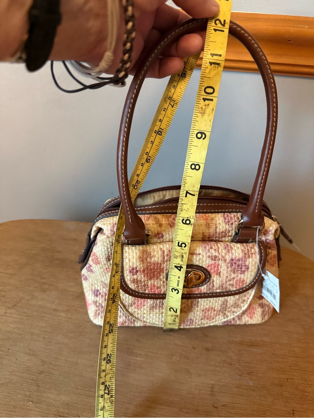 Etienne Aigner Juliet Collection vintage straw mini satchel. - Picture 10 of 12